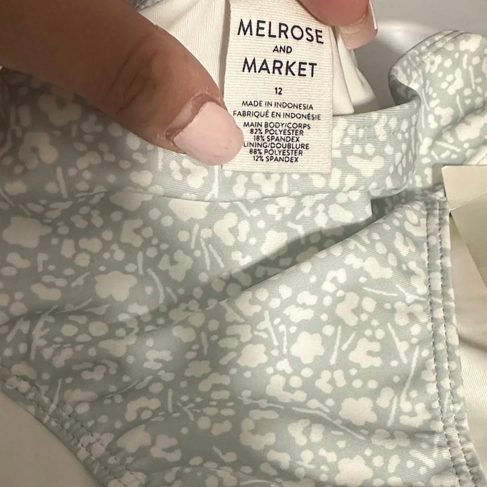 Melrose and Market chic swim